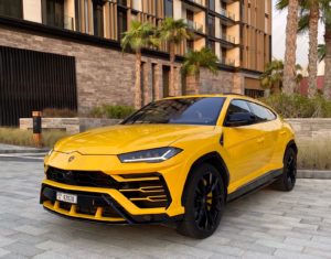 Lamborghini URUS Yellow