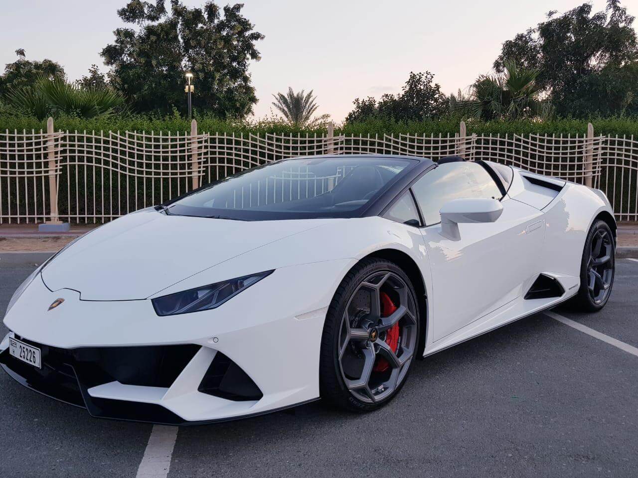 Top Reasons to Rent a Lamborghini in Dubai