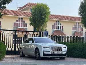 Rolls Royce ghost white 2024