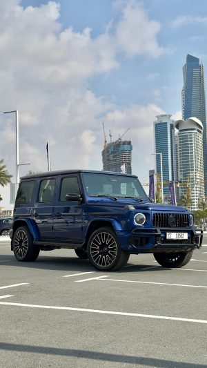 مرسيدس إي إم جي جي 63 أزرق 2025