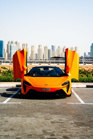 ماكلارين أرتورا سبايدر 2025(كشف) برتقالي
